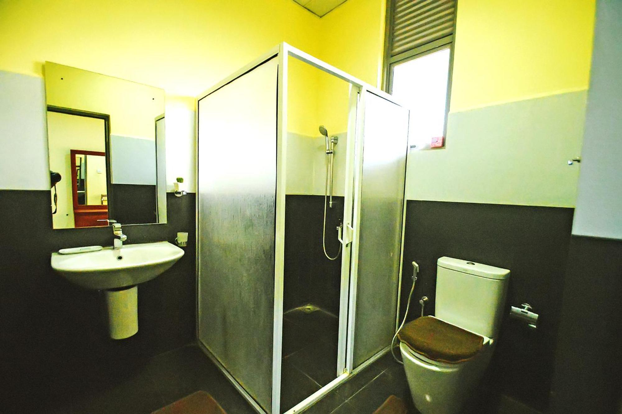Gunners Club Hotel Minneriya Bagian luar foto